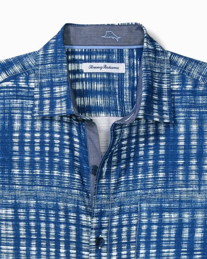 Tommy Bahama Men's Daybreak Batik Short Sleeve Shirt Navy Blue Small